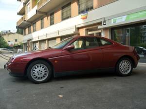 Immagine 7/10 di Alfa Romeo GTV 2.0 V6 Turbo (1996)