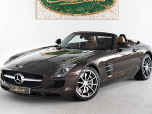 Imagen 2/59 de Mercedes-Benz SLS AMG Roadster (2012)
