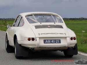 Image 35/50 of Porsche 911 R (1967)