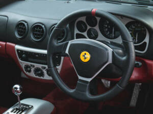 Image 15/39 de Ferrari 360 Modena (2001)