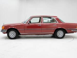 Image 8/15 of Mercedes-Benz 280 SE (1977)