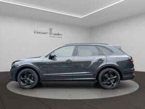 Image 2/30 of Bentley Bentayga V8 (2022)