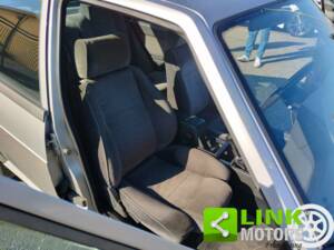 Image 9/10 of Alfa Romeo 75 1.8 (1991)
