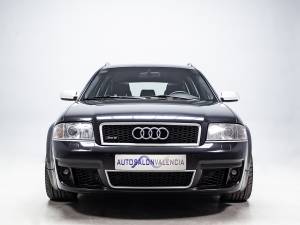 Bild 2/39 von Audi RS6 Avant (2002)