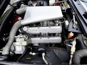 Imagen 31/50 de Aston Martin V8 Volante (1978)