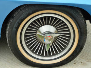 Image 16/22 de Chevrolet Corvette Sting Ray (1966)
