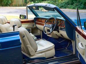 Bild 18/50 von Rolls-Royce Corniche I (1987)