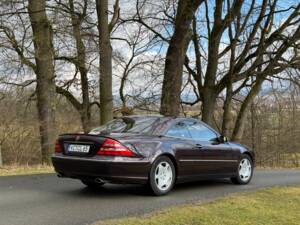 Image 8/27 of Mercedes-Benz CL 600 (2001)