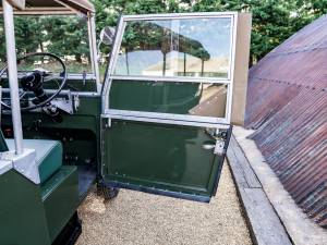 Image 22/42 of Land Rover 80 (1951)