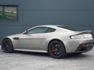 Imagen 2/50 de Aston Martin V12 Vantage S (2014)