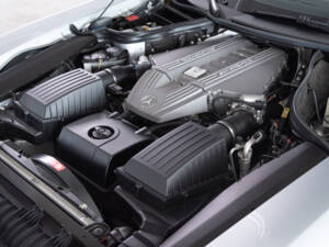 Image 45/48 of Mercedes-Benz SLS AMG Roadster (2012)