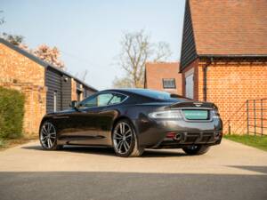 Image 9/50 of Aston Martin DBS (2011)