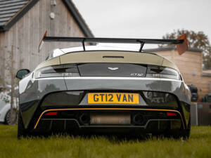 Image 6/30 de Aston Martin Vantage GT12 (2015)