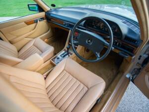 Image 9/27 de Mercedes-Benz 420 SE (1986)