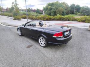 Bild 7/7 von Volvo C70 T5 (2007)