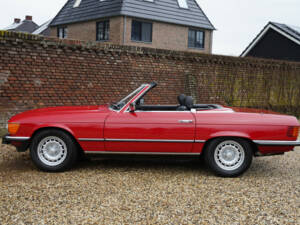 Image 20/50 de Mercedes-Benz 280 SL (1982)