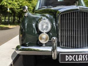 Image 5/28 of Bentley S 2 Continental (1961)