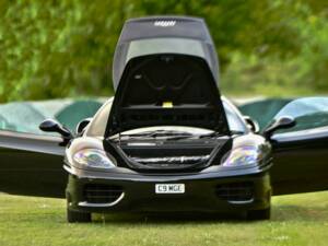 Bild 22/50 von Ferrari F 360 Modena (2000)