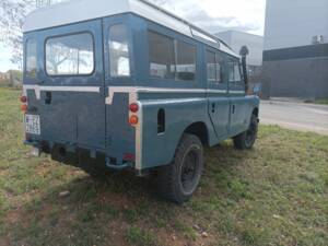 Image 4/20 of Land Rover 109 (1980)