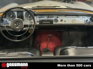 Imagen 15/15 de Mercedes-Benz 230 SL (1964)