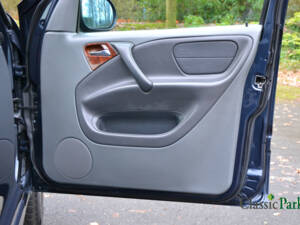 Imagen 19/50 de Mercedes-Benz ML 230 (1998)