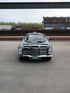 Image 1/34 of Facel Vega Facel II (1964)