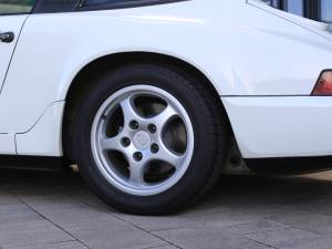 Bild 37/58 von Porsche 911 Carrera 2 (1990)