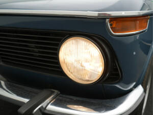 Image 13/32 de BMW 2002 (1974)
