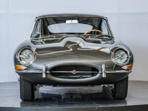 Image 3/32 de Jaguar Type E 3.8 (1964)