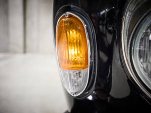 Image 18/99 of Rolls-Royce Corniche I (1979)