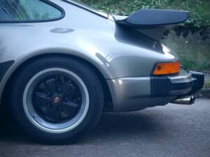 Image 10/34 de Porsche 911 Turbo 3.3 (1981)