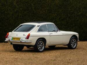 Image 3/24 of MG MGB GT (1980)