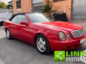 Bild 4/10 von Mercedes-Benz CLK 200 Kompressor (1999)