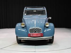 Image 6/15 de Citroën 2 CV (1964)