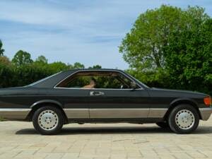 Image 10/50 of Mercedes-Benz 500 SEC (1991)