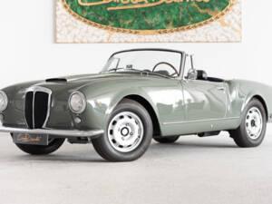 Immagine 3/38 di Lancia Aurelia B24 Convertibile (1957)