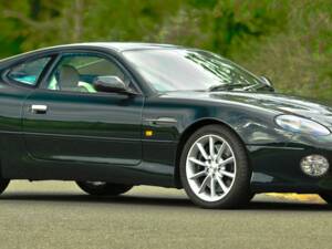 Image 13/50 de Aston Martin DB 7 Vantage (2000)