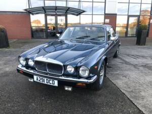 Bild 2/8 von Daimler Sovereign 4.2 (1984)