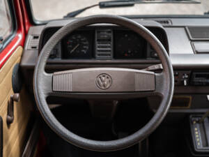 Bild 27/52 von Volkswagen T3 Bus 2.1 (1989)