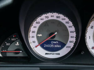 Image 11/32 of Mercedes-Benz SL 63 AMG (2008)