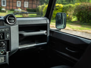 Immagine 36/46 di Land Rover Defender 110 (2013)