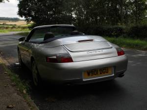 Image 4/20 of Porsche 911 Carrera 4 (2000)