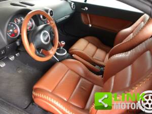 Image 6/10 of Audi TT 1.8 T quattro (2000)