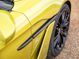 Image 19/42 de Aston Martin Vanquish Zagato Volante (2018)