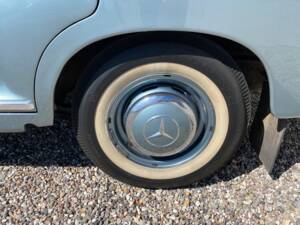 Immagine 20/63 di Mercedes-Benz 190 (1959)