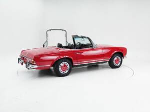 Image 2/15 of Mercedes-Benz 280 SL (1970)