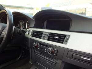Image 56/98 de BMW M3 (2011)