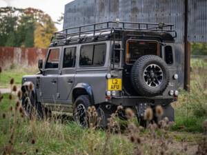 Afbeelding 3/8 van Land Rover Defender 110 (2015)