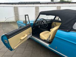 Bild 16/36 von Peugeot 404 Cabriolet (1967)