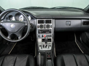 Image 7/50 of Mercedes-Benz SLK 200 Kompressor (2002)